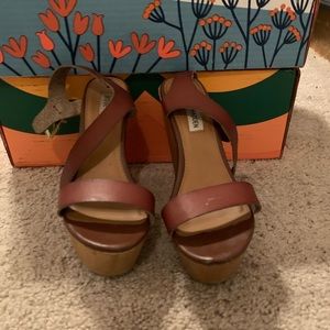 Steve Madden wedges